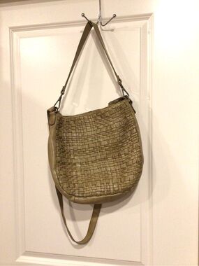 Vilenca Woven Leather Hobo Bag in Taupe
